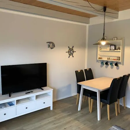 Huus Utspann Holiday home *